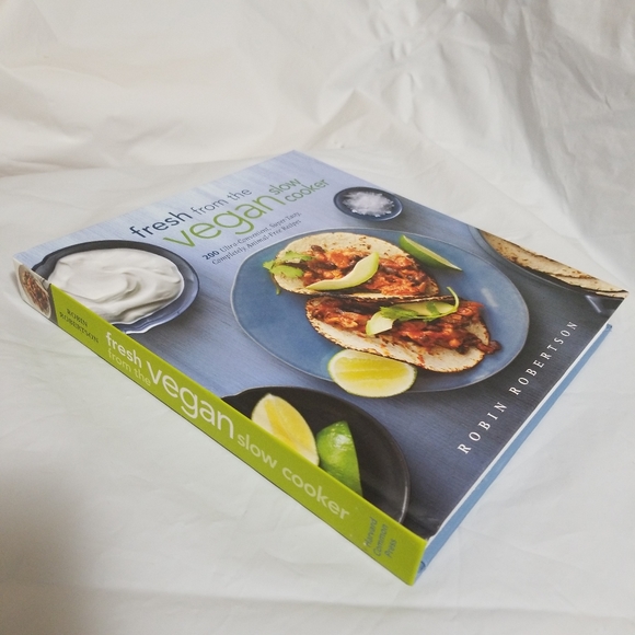 ‎Fresh from the Vegan Slow Cooker - by Robin Robertson - Picture 1 of 6